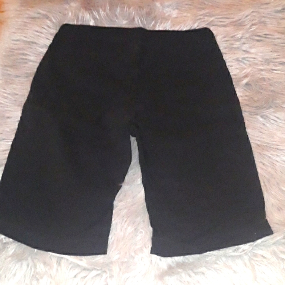 Soft Surrounding Shorts - image 2